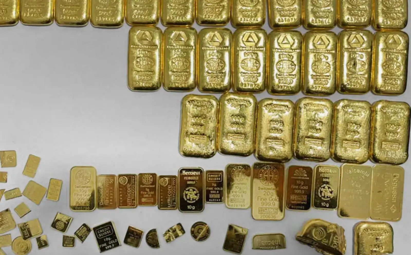 Украинский дипломат задержан на российской границе с 12 кг золота