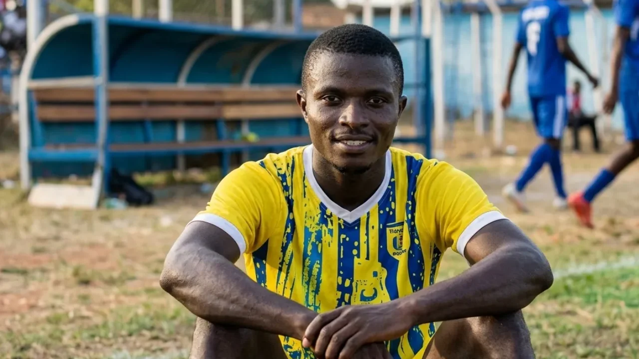 Futbolista de 20 años muere en ataque contra equipo de fútbol