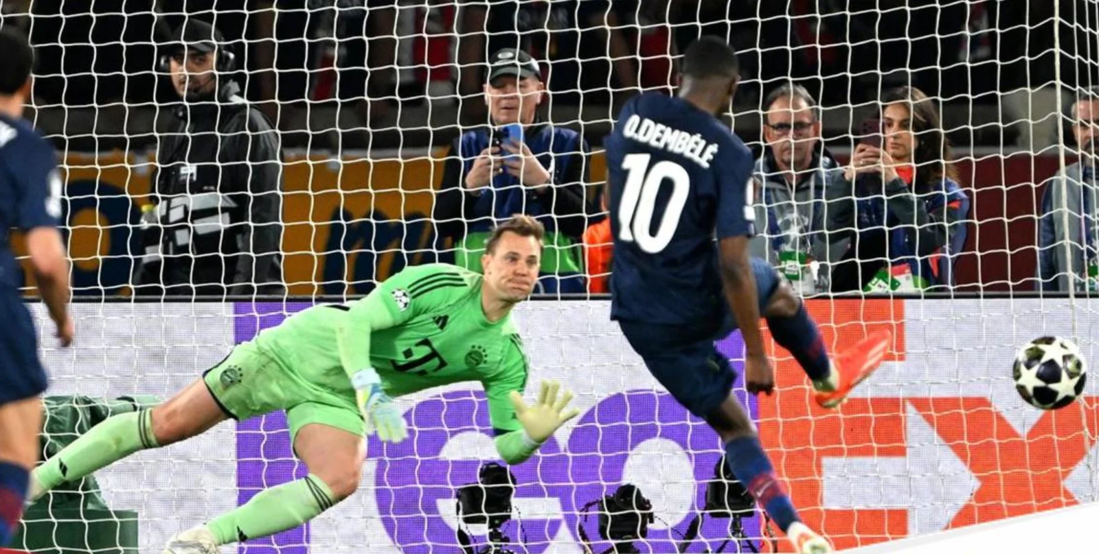 Neuer anti-rekor kırdı: PSG tüm şutları gole çevirdi (video)