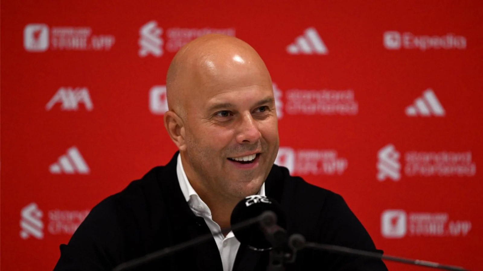 Arne Slot: “Support from the club, fans and management is strong”