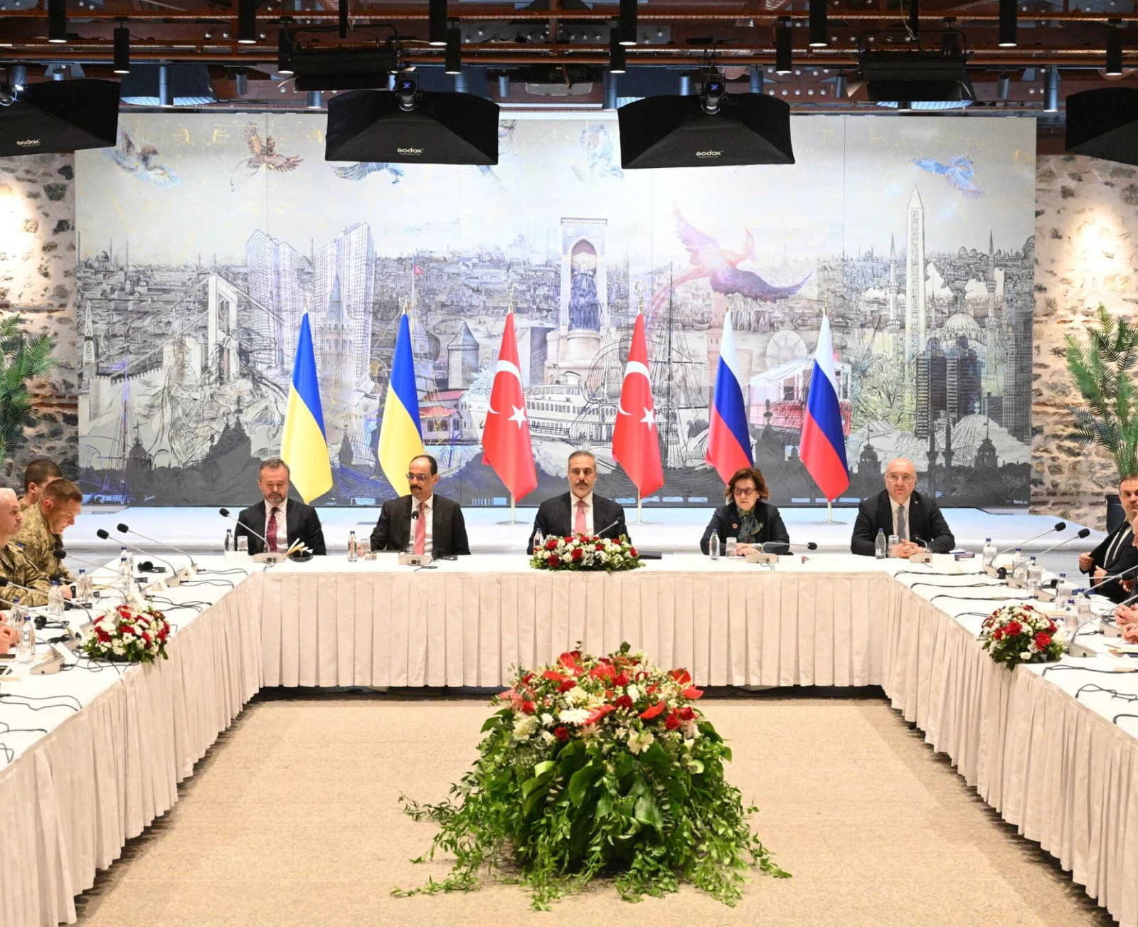 Turkey launches efforts to resume talks between Russia and Ukraine