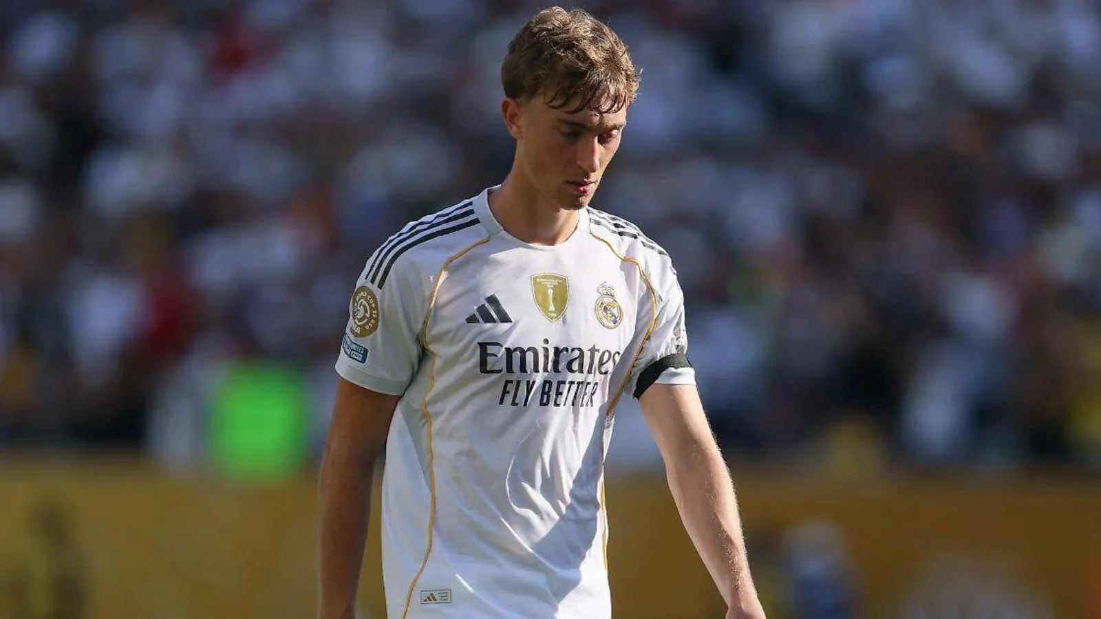 "Real" ishonchni oqlamagani uchun Din Xyoysenni yozda sotib yubormoqchi