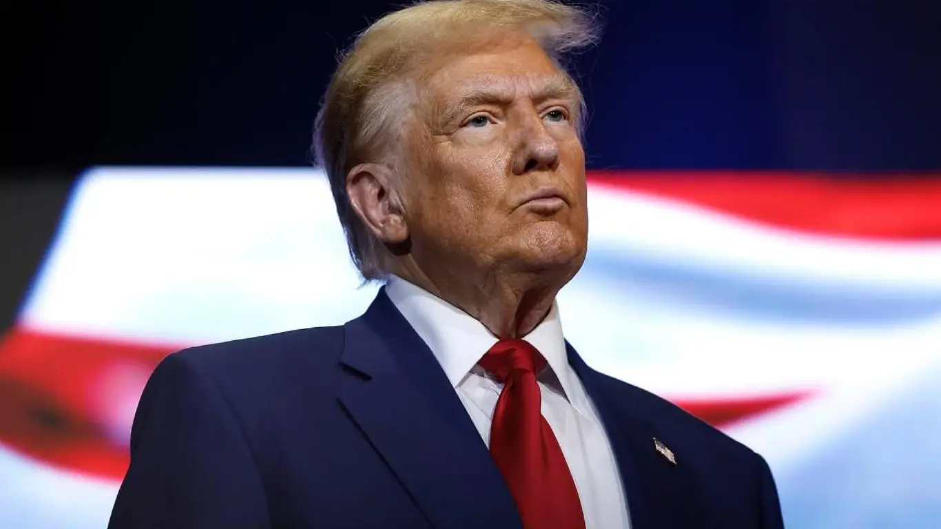 Tramp Eron bilan Hormuzni birgalikda nazorat qilishni taklif qildi