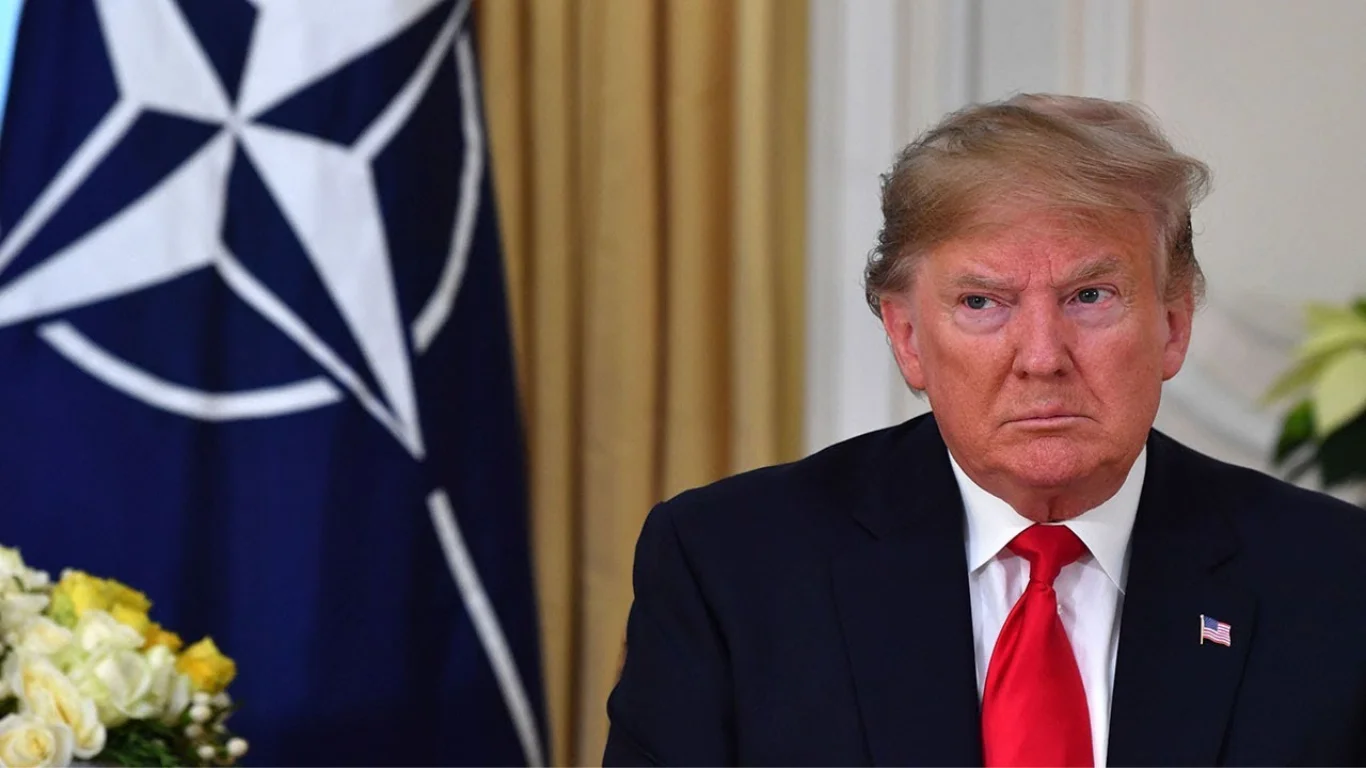 Трамп: Яқин Шарқ иттифоқчилари НАТОдан ҳам ишончлироқ ҳамкорлар