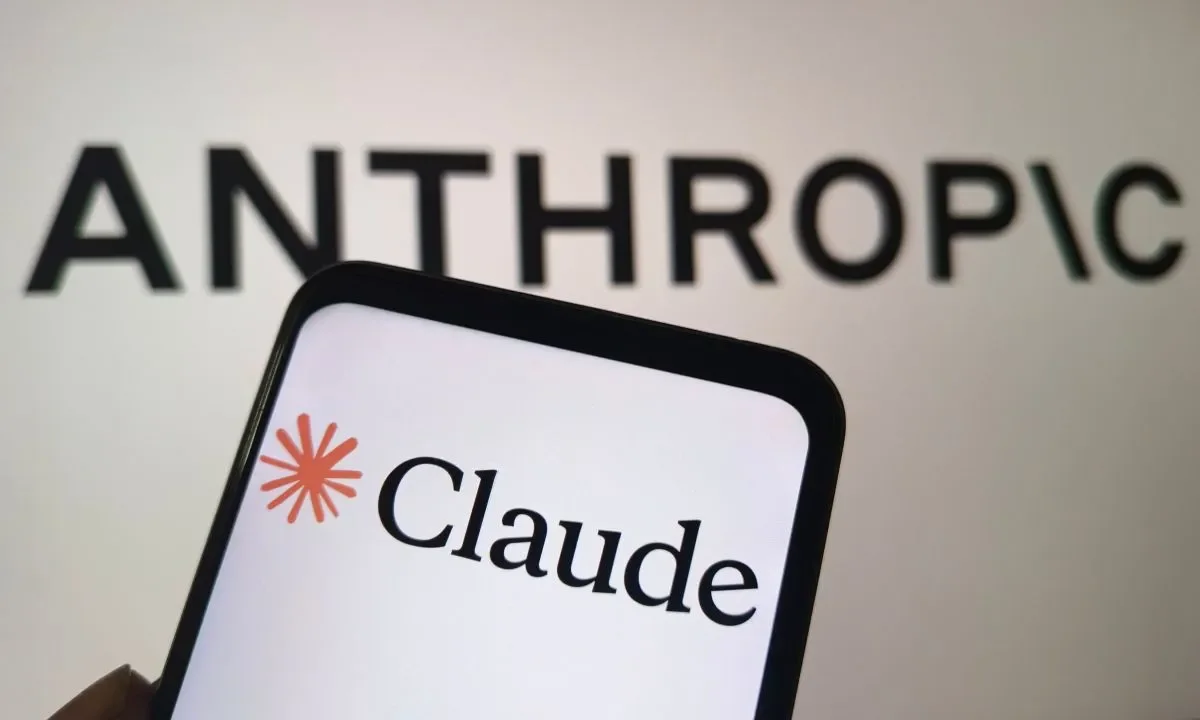 Anthropic представила новую модель Claude Opus 4.7