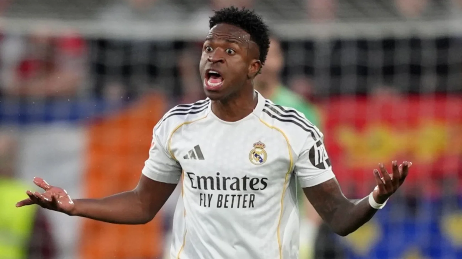 Винисиус пока не может договориться с «Реалом» по контракту...