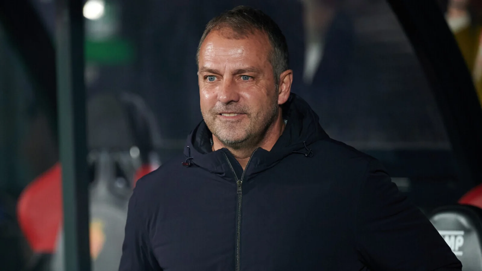 Hansi Flick Barcelona ile uzun vadeli plan yaptı