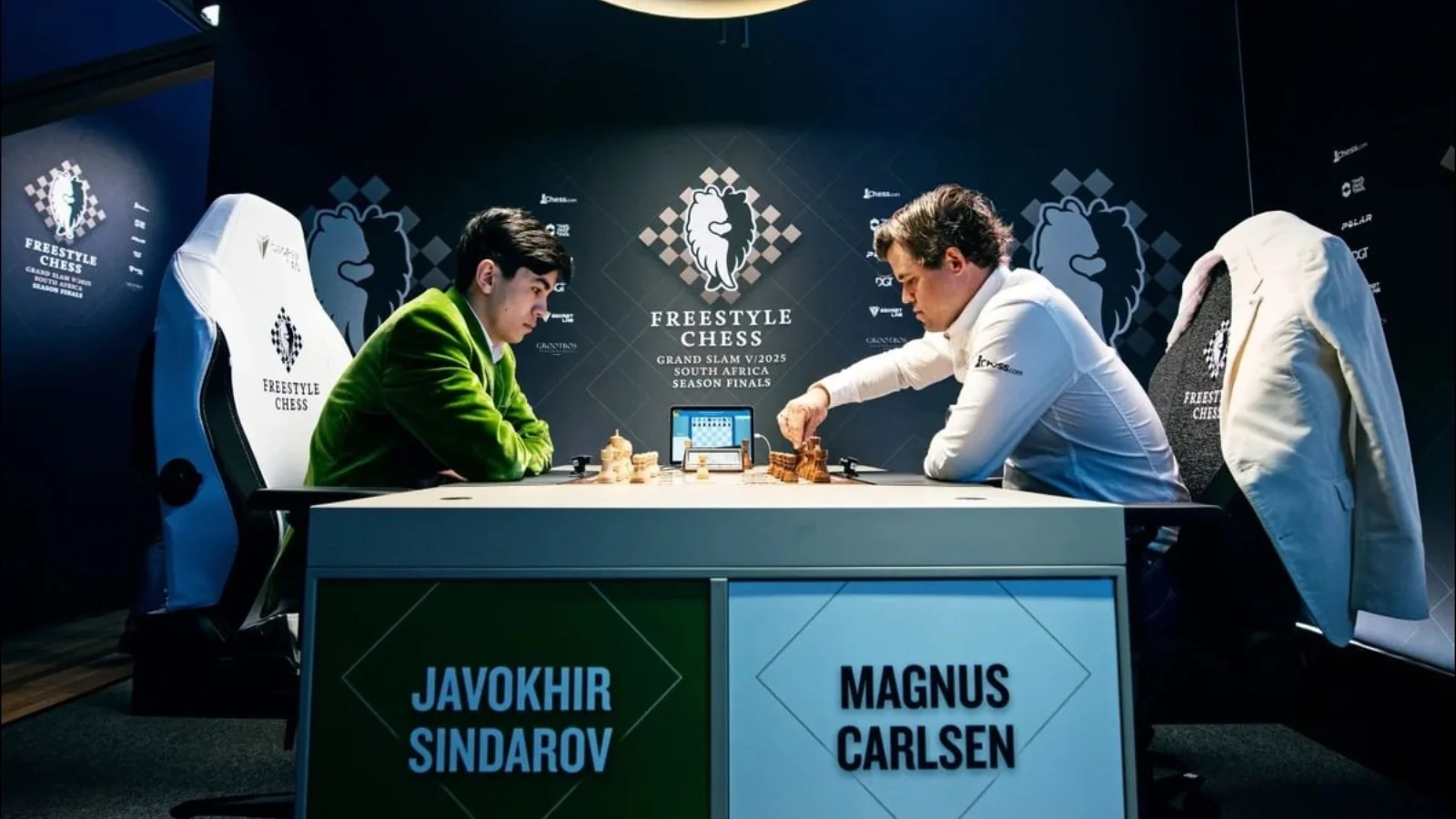 Carlsen rates Sindarov as favorite, Gukesh as weaker