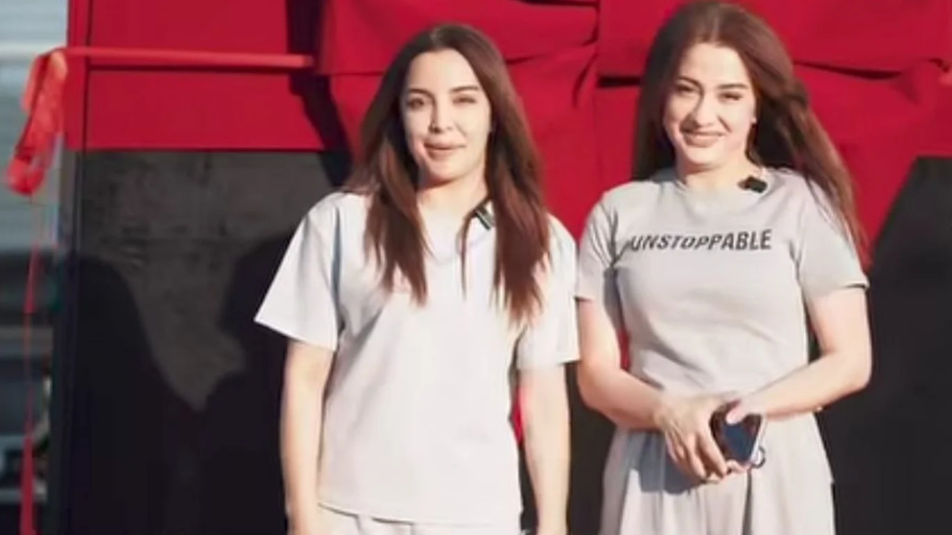 Опа-сингил Жўраевлар ота-онасини кутилмаган совға билан ҳайратда қолдирди (видео)