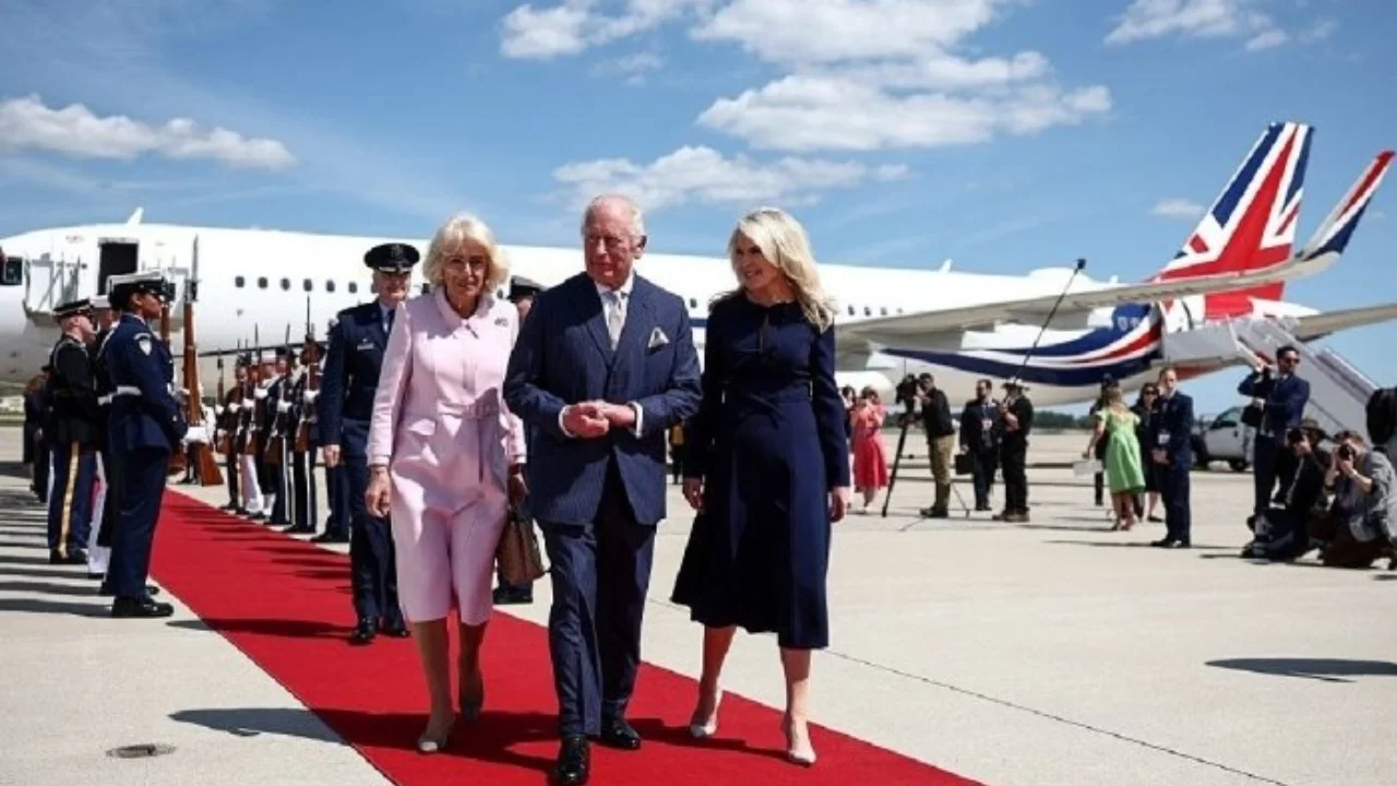 Buyuk Britaniya qiroli Charlz III rasmiy tashrif bilan AQShga keldi