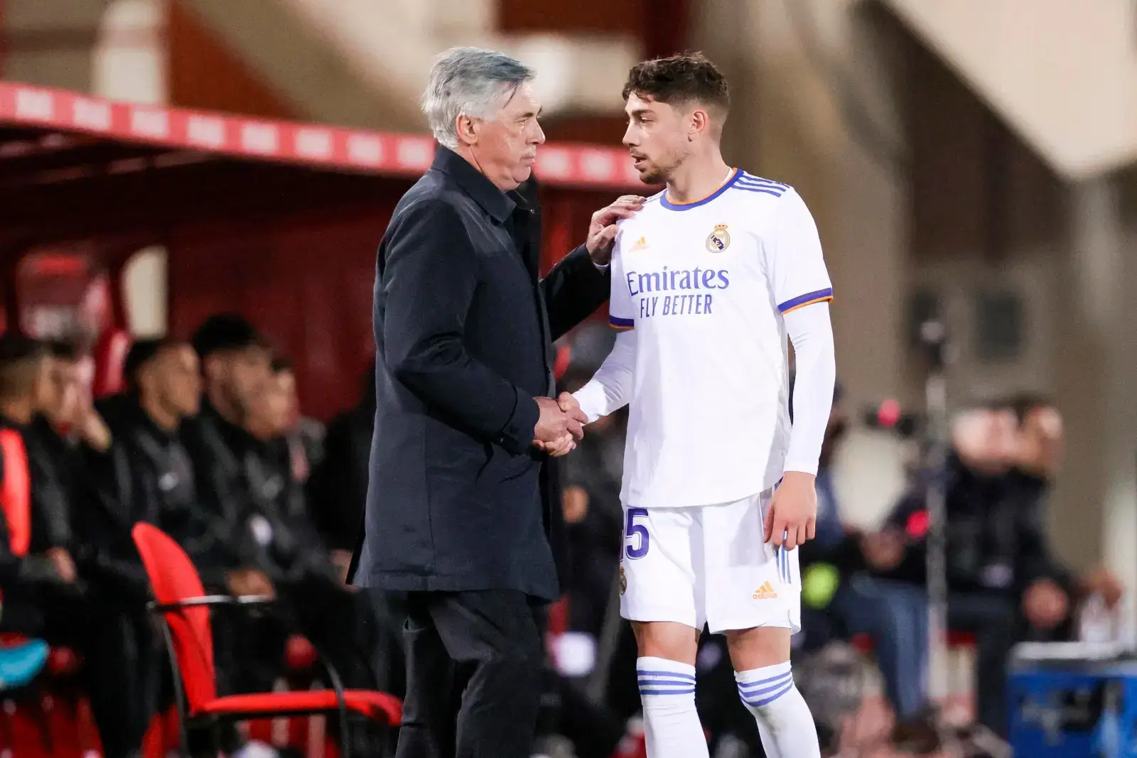 Valverde Anchelottini eng ko‘p qirrali murabbiy deb atadi