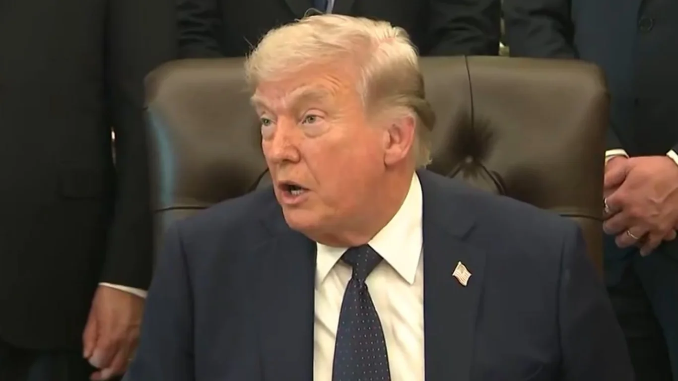 Tramp: "Eronga qarshi yadroviy qurol ishlatish rejada yo‘q"