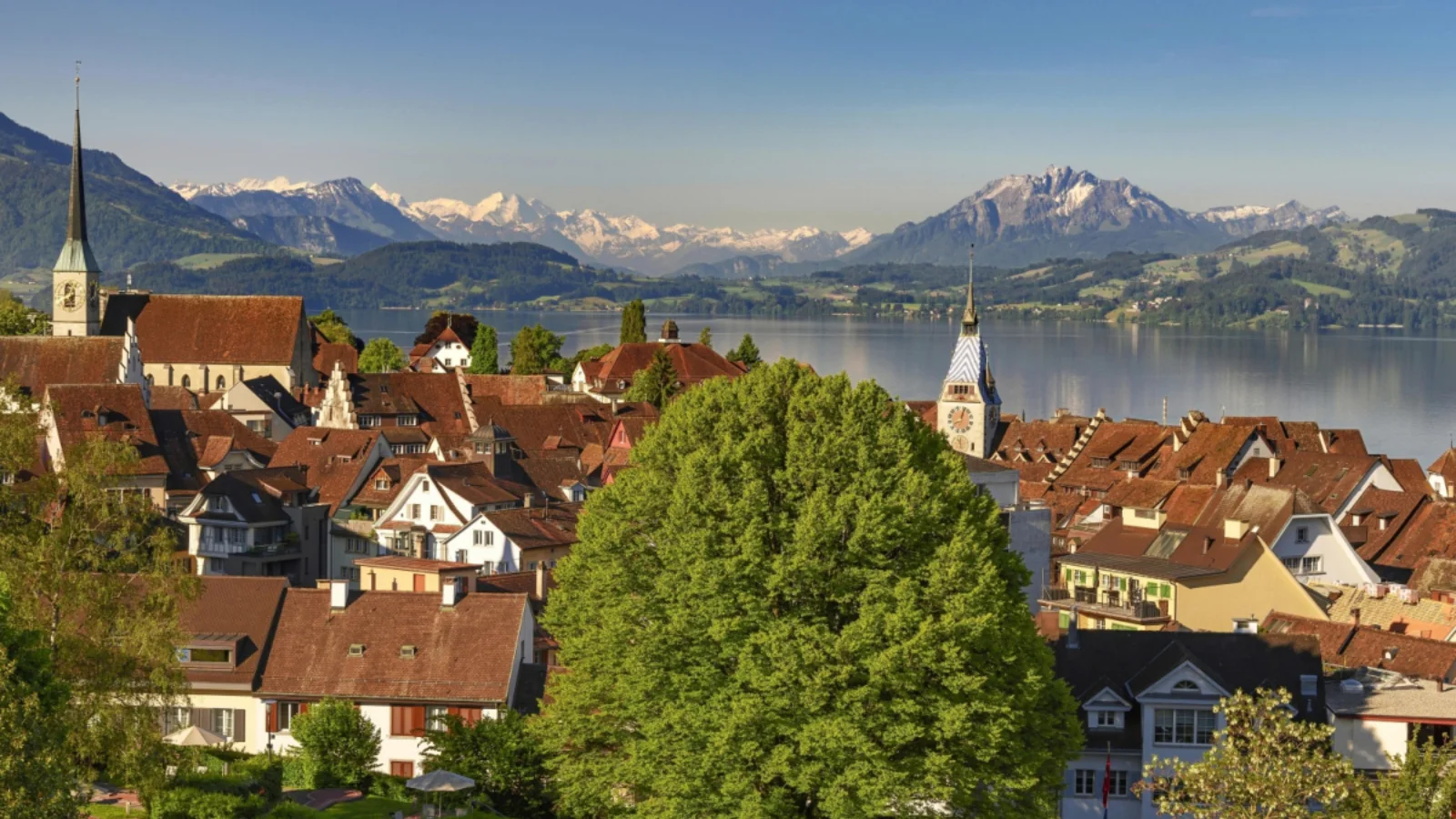 Dubay inqirozi sabab boylar Shveysariyaning Sug shahriga ko‘chib o‘tmoqda