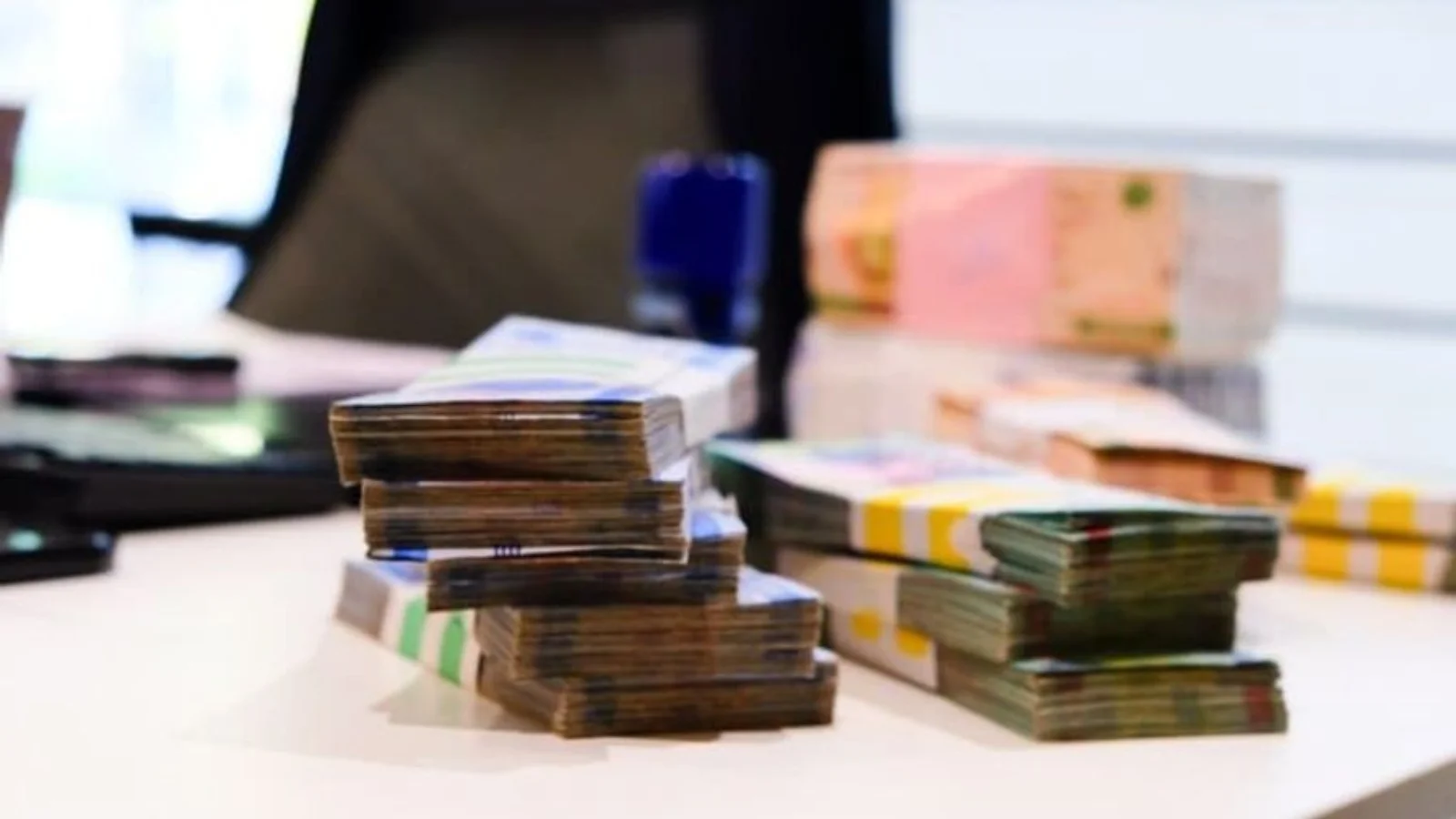 Бағдодда бюджет пулини ўзлаштирган собиқ амалдор фош этилди