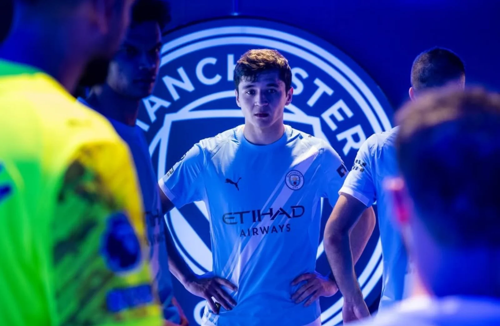 Абдуқодир Ҳусанов апрель ойининг энг яхши футболчиси бўлишга даъвогар!