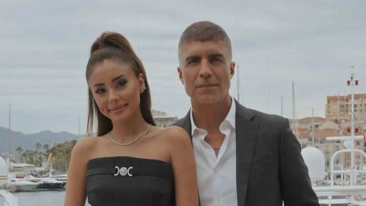 Büyük yaş farkına rağmen birlikte olan Türk ünlüler