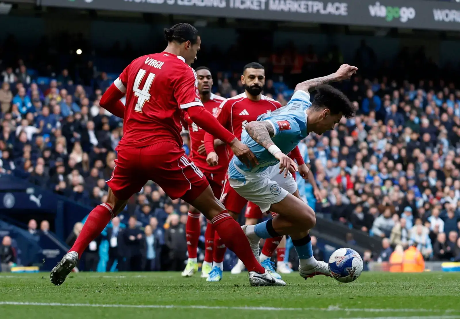 Ван Дейк поделился своими чувствами: «После поражения от «Сити» я открыто рассказал о своих эмоциях»