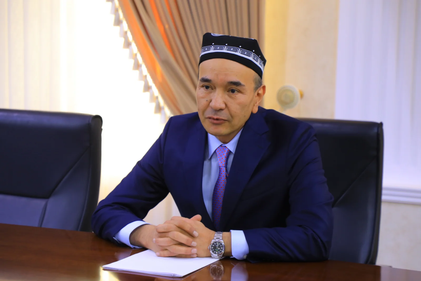 Санъаткорлар солиқ бўйича баҳсларни авж олдирмоқда: вазир изоҳ берди