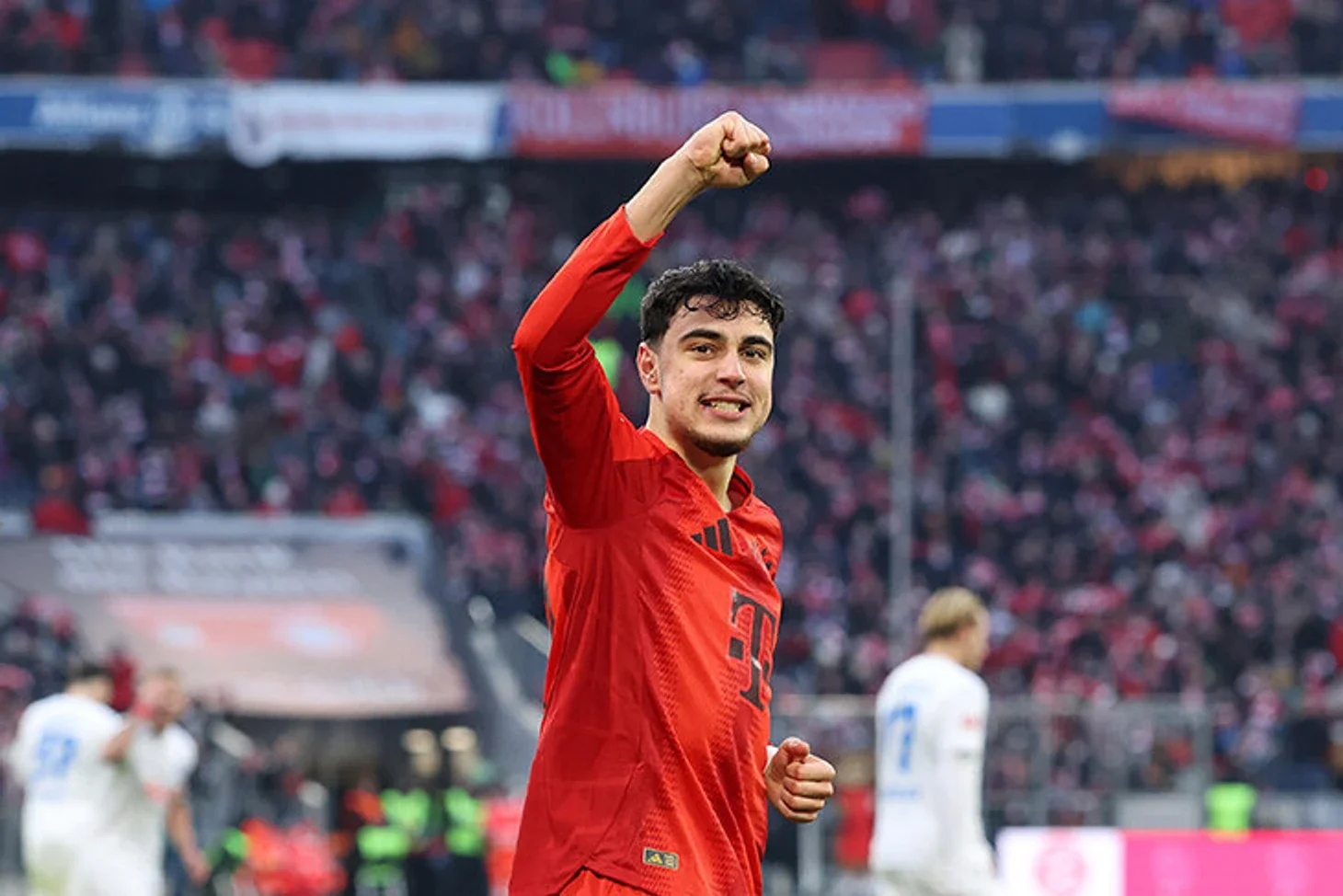 "Bavariya" Aleksandr Pavlovichni sotmaydi, grandlar taklifi rad etildi