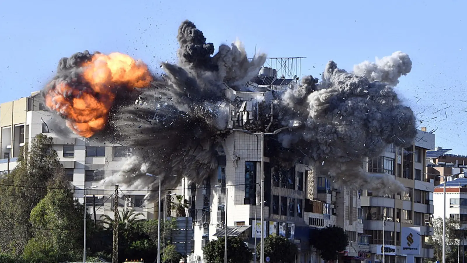 Livan olov ichida: Isroilning ommaviy hujumi va og‘ir yo‘qotishlar