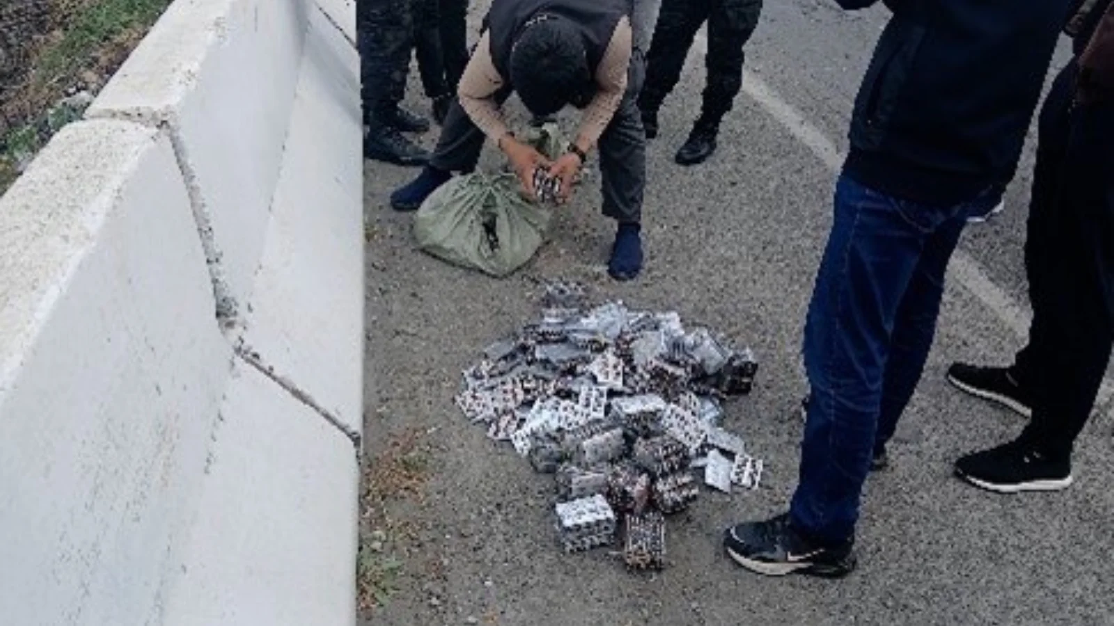 SSU operation: individuals transporting strong-acting medicines detained