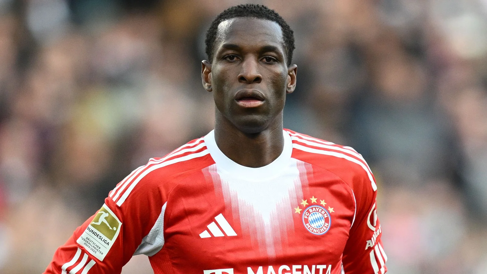 «Бавария» Николас Жексонни 65 миллион еврога сотиб олмаслигини расман эълон қилди