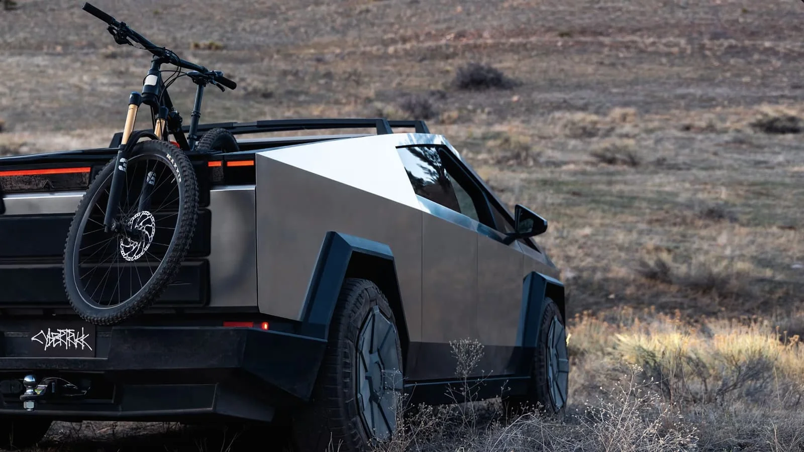 Россияда Tesla савдоси биринчи чоракда 35 фоизга камайди