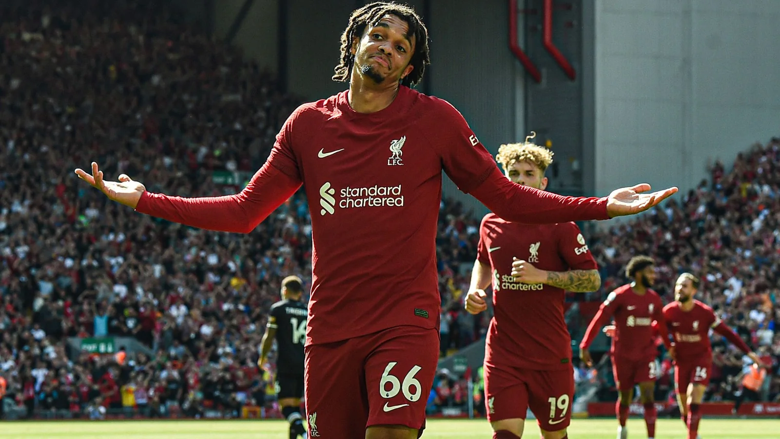 Klopp respondió a las críticas dirigidas a Alexander-Arnold