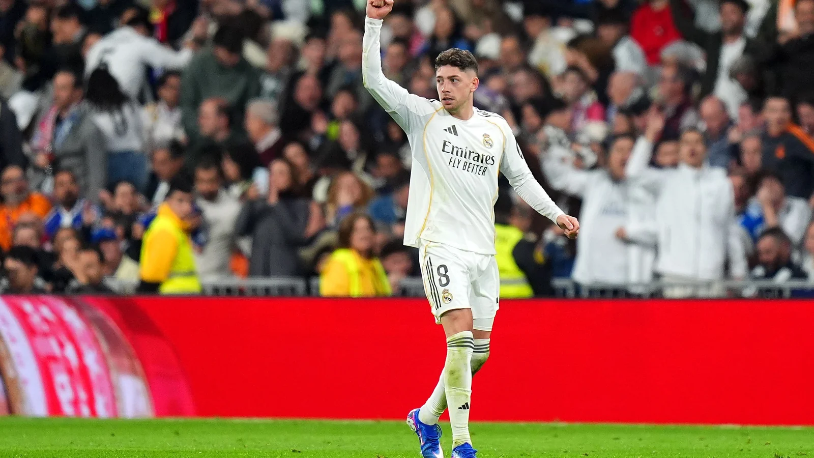 "Real Madrid" yarim himoyachisi Federiko Valverde faoliyatining ilk davridagi qiyinchiliklar haqida so'zlab berdi