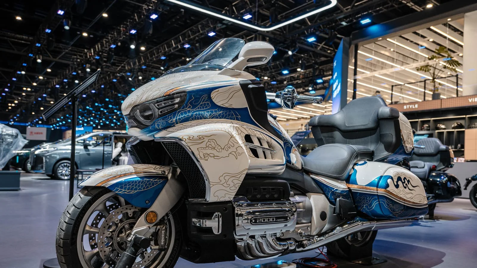 Греат Wалл компанияси Россияда 8 цилиндрли Соуо S2000 мотоциклини сотади