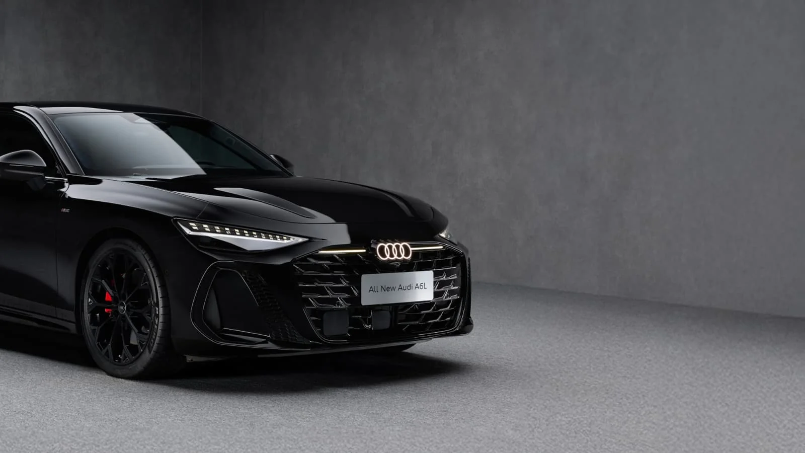 Audi Хитой бозори учун 543 от кучига эга A6L э-трон моделини тақдим этди