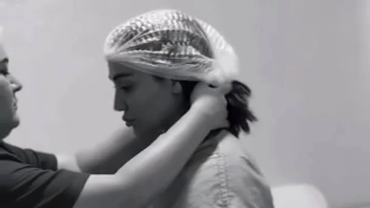 Munisa Rızayeva imajını kökten değiştirmeye karar verdi (video)