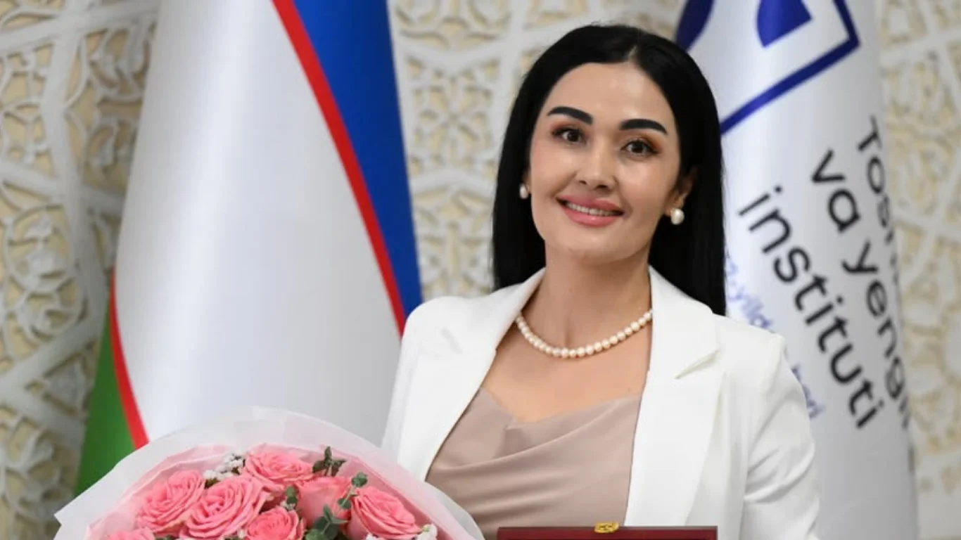 Zumrad Eshonkulova награждена нагрудным знаком «Эл-юрт фахри» (фото)