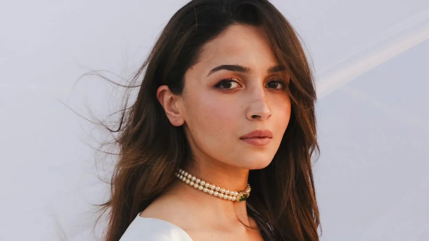 Alia Bhatt Cannes Film Festivali'nde görmezden mi gelindi?