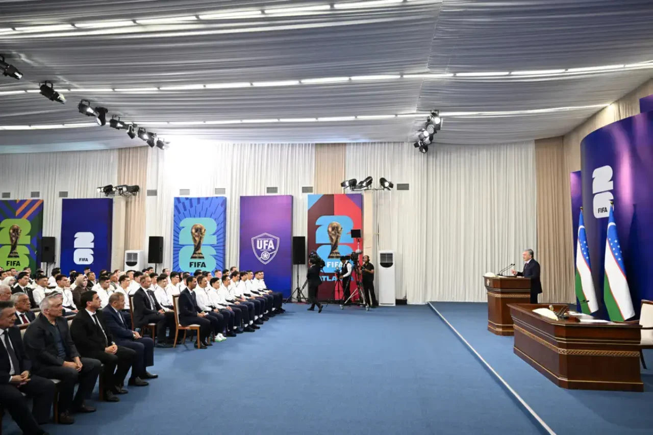 Prezident futbolchilarga ishonch bildirib, mardona o‘ynashga chaqirdi (foto)
