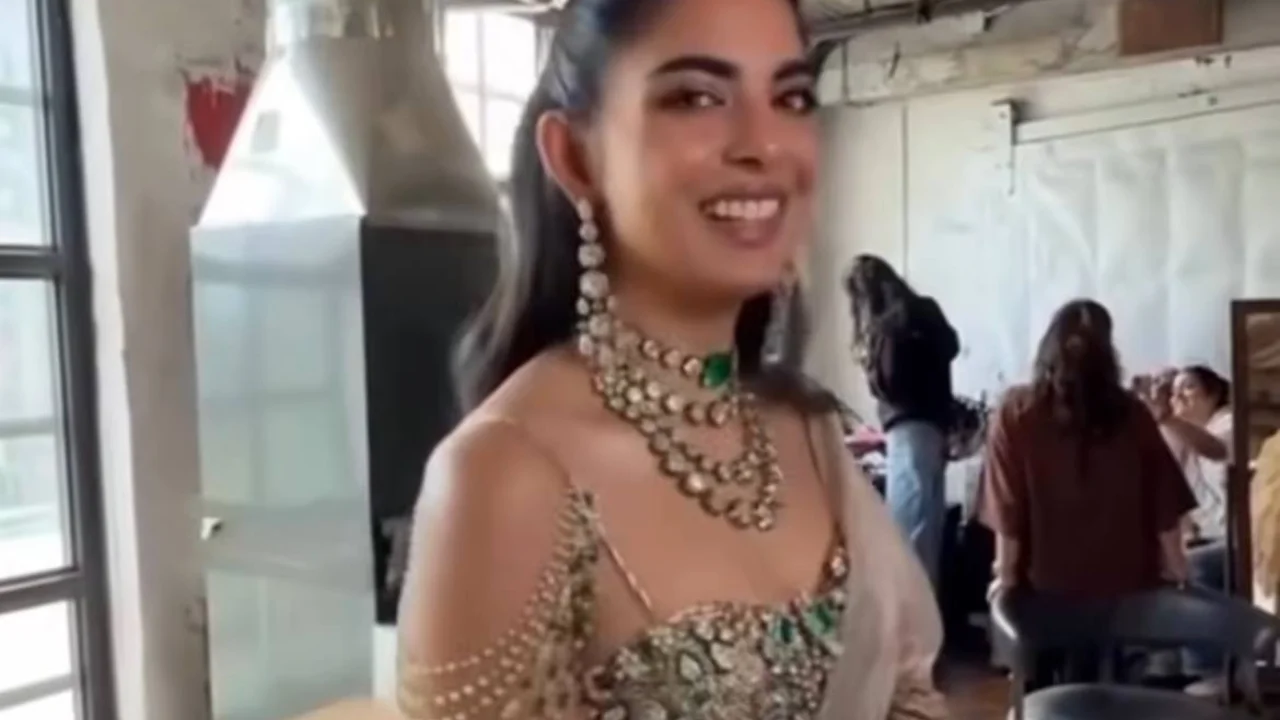 “Met Gala”даги Иша Амбанининг 24 миллион долларлик образи диққат марказида бўлди