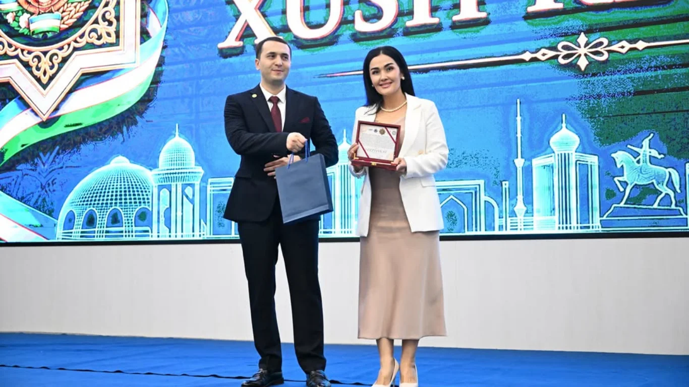 Zumrad Eshonqulova “El-yurt faxri” nishoni bilan taqdirlandi (foto)