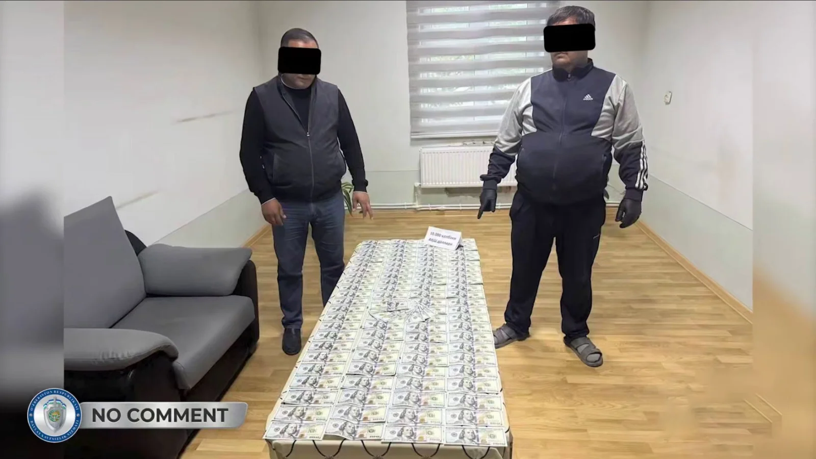 Counterfeit dollar trade exposed in Chust, two individuals apprehended