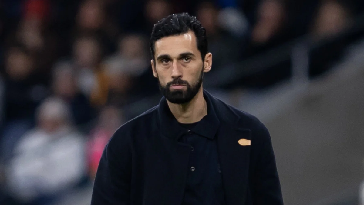 Arbeloa futbolchilarni himoya qildi, muammoli mavsumga qaramay