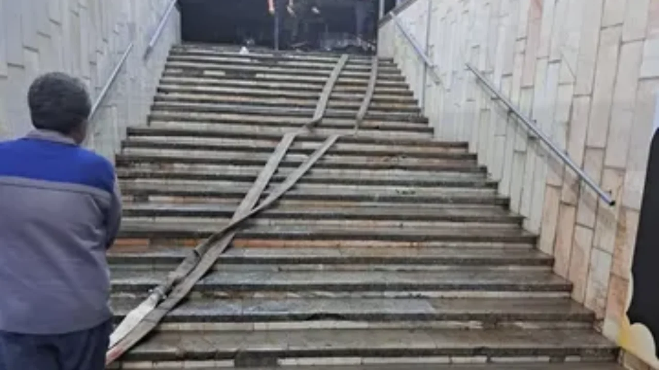 Kuchli yomgʻir “Chorsu” metro bekati faoliyatiga taʼsir qilmagani maʼlum qilindi