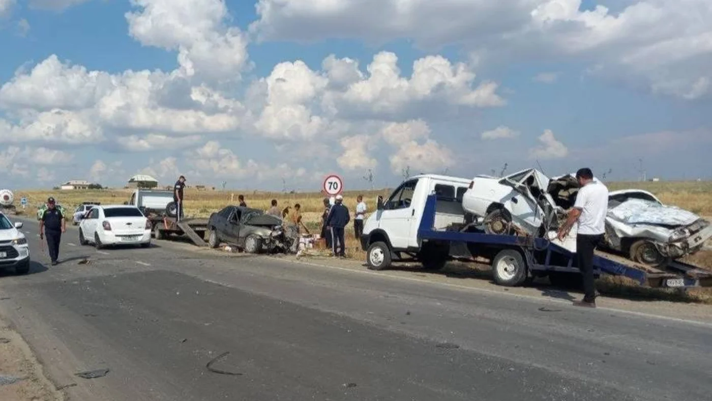 Grave accidente de tráfico con un Nexia y un camión en Qashqadaryo
