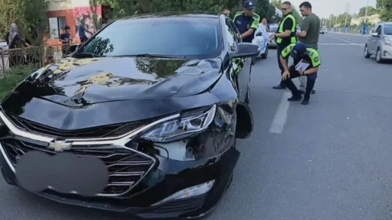 Un conducteur mineur percute trois filles à Kokand