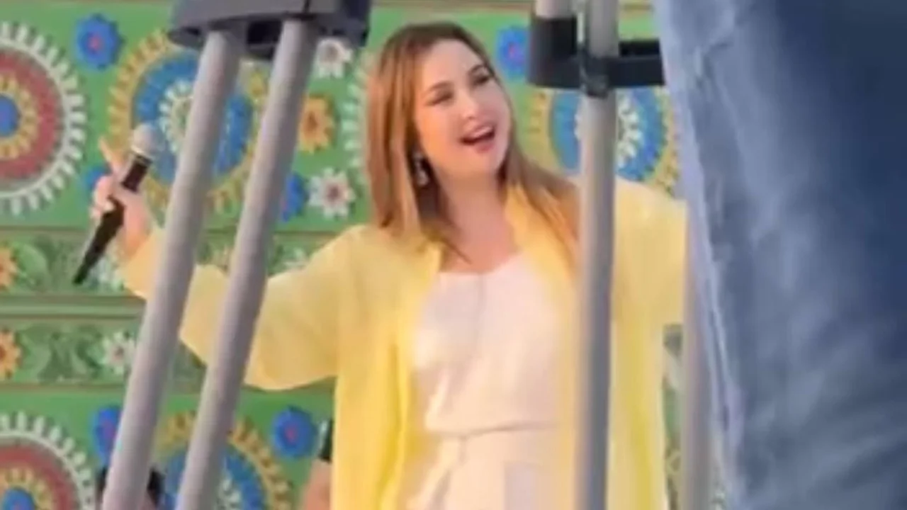 Sevinch Mo‘minova makes a surprise appearance for her fans