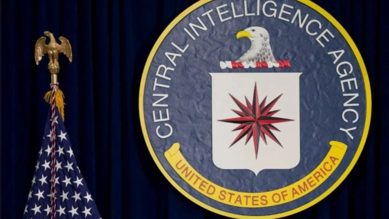Hallan 303 lingotes de oro en la casa de un exoficial de la CIA