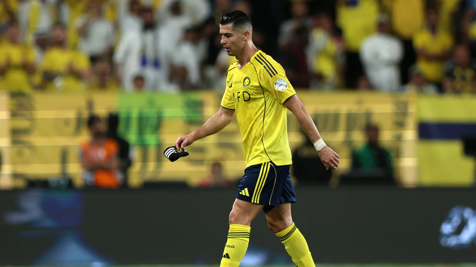 Al-Nassr goalkeeper's blunder stops Cristiano Ronaldo from winning the title