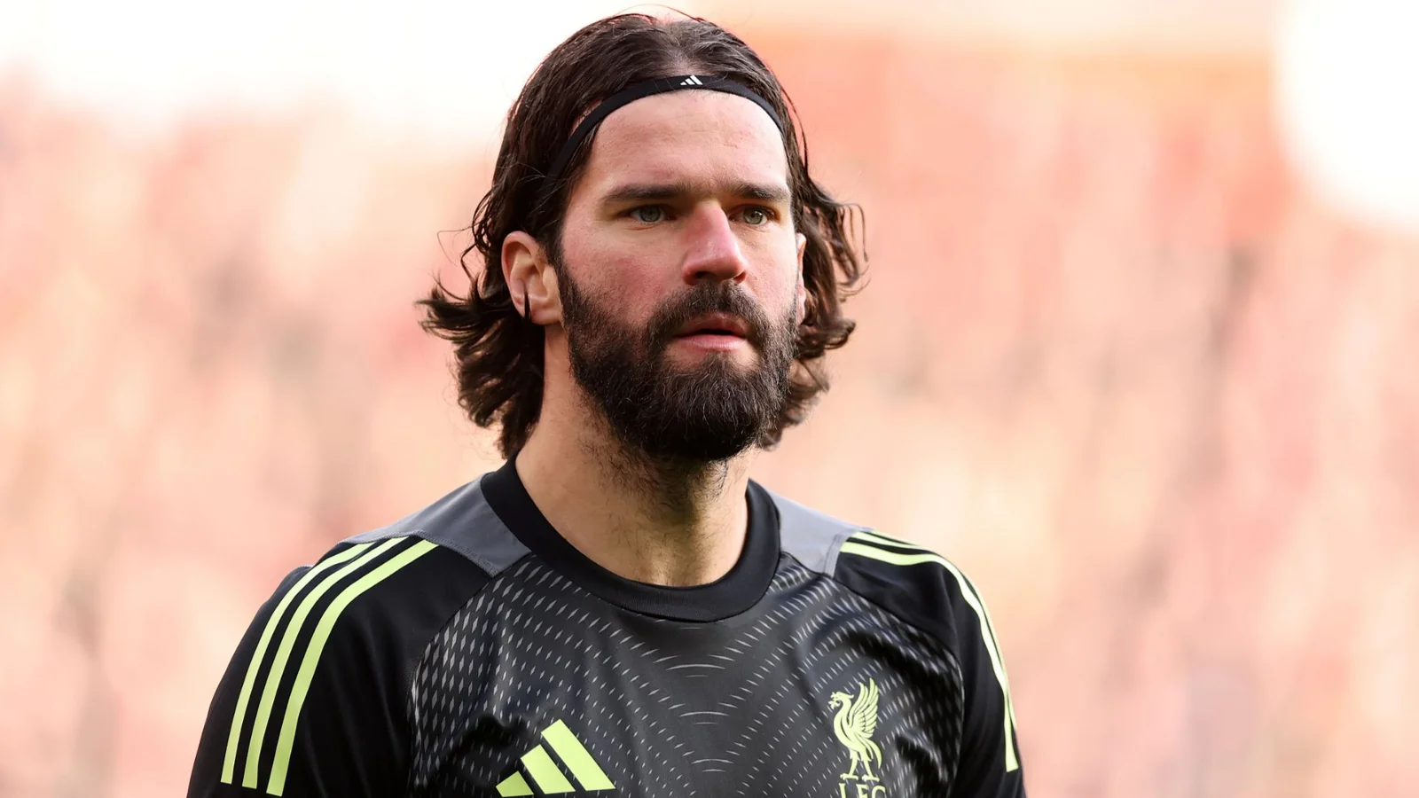 Alisson Liverpulni tark etadimi: Jon Arne Riise kutilmagan ogohlantirish bilan chiqdi