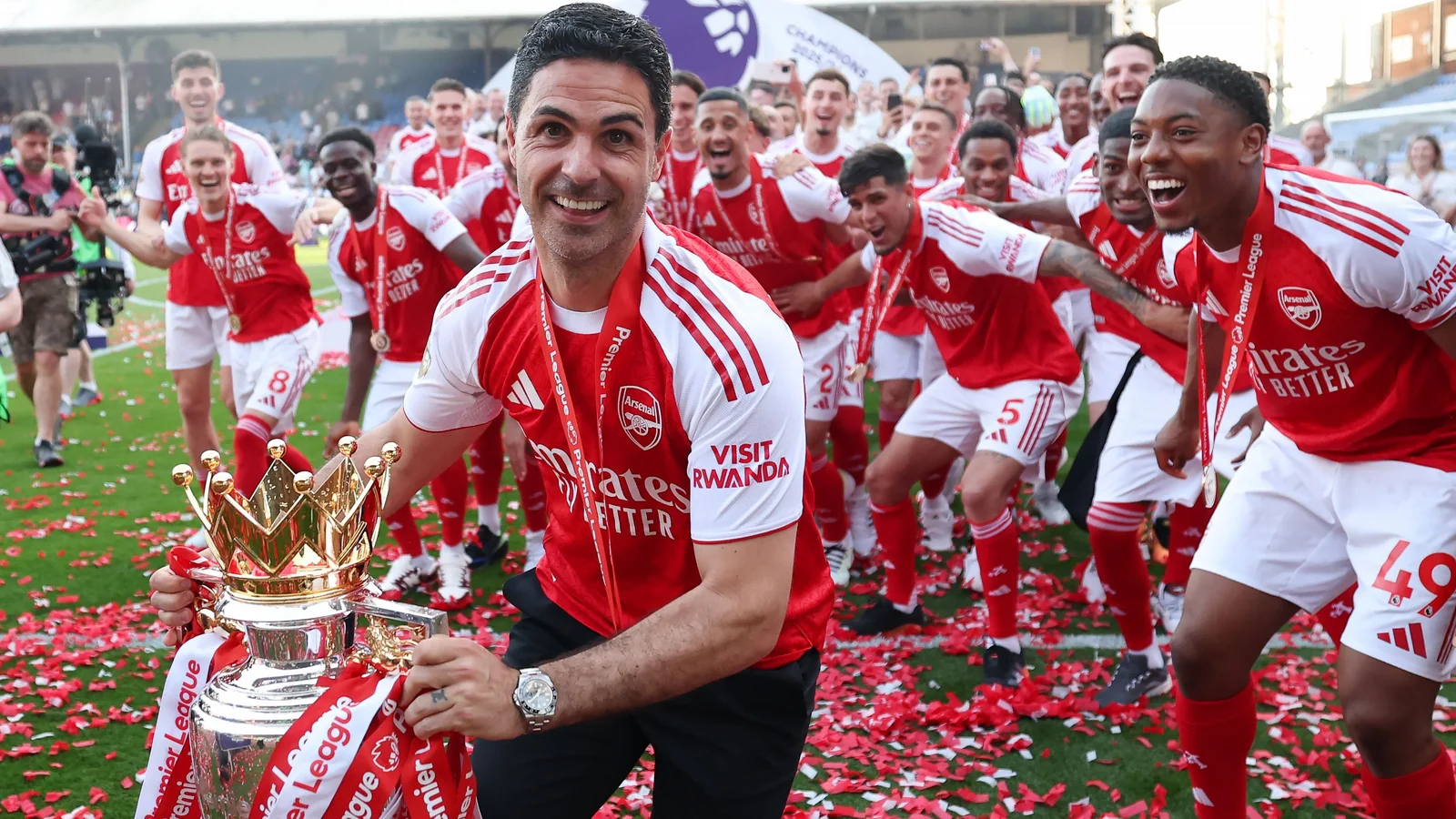Andrea Pirlo Mikel Arteta uslıbın qorğadı