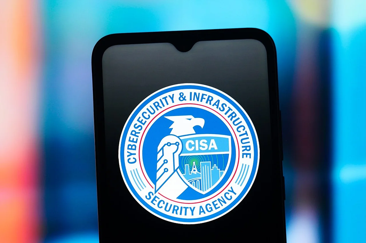 Агентство кибербезопасности США CISA оставило конфиденциальные данные в открытом доступе