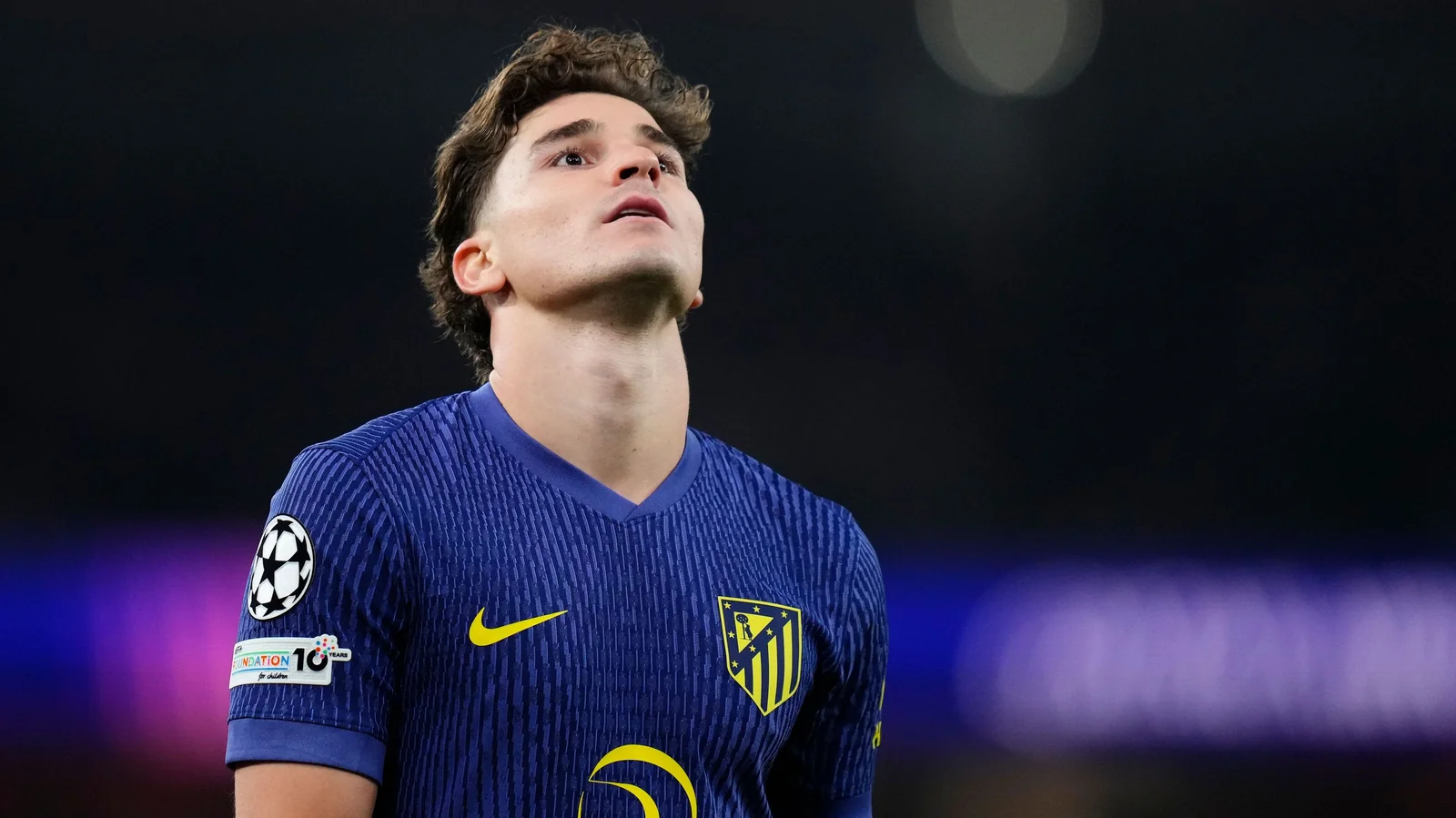 Atletico Madrid, Julian Alvarez ile ilgili Barcelona dedikodularını yalanladı