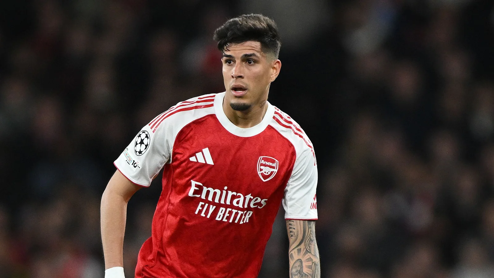 Barselona Arsenal nishonida bo‘lgan Piero Hincapie uchun kurashga qo‘shildi